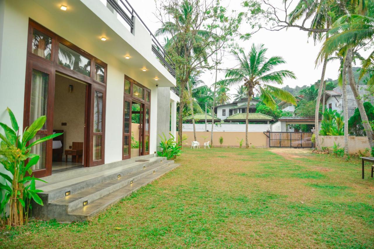 Yehen'S Villa Unawatuna Exterior photo